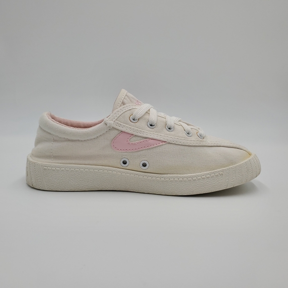 💲SOLD💲Tretorn Girls Nylite Plus Textile Retro Fashion Style Sneaker Shoes - Picture 9 of 11
